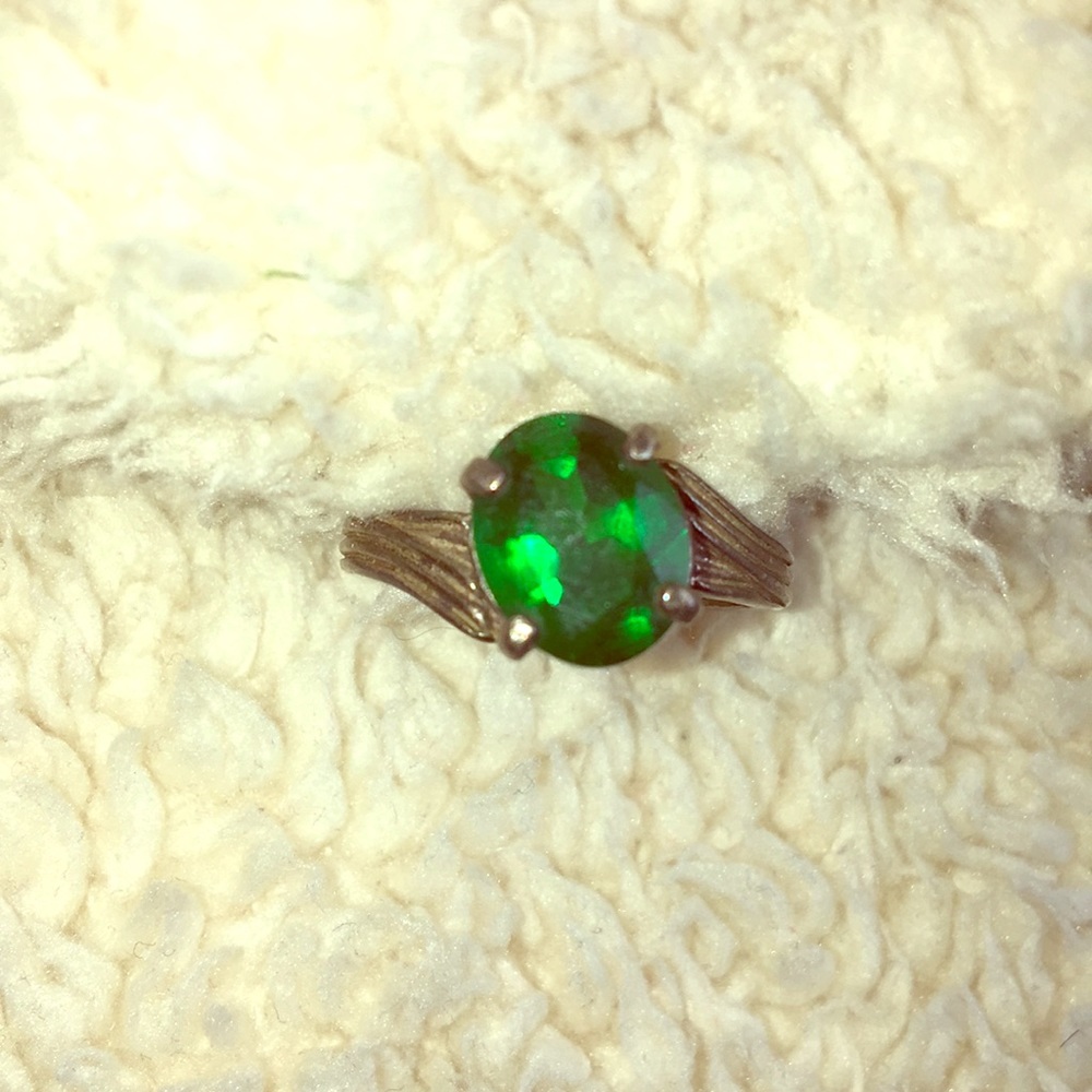 Emerald ring